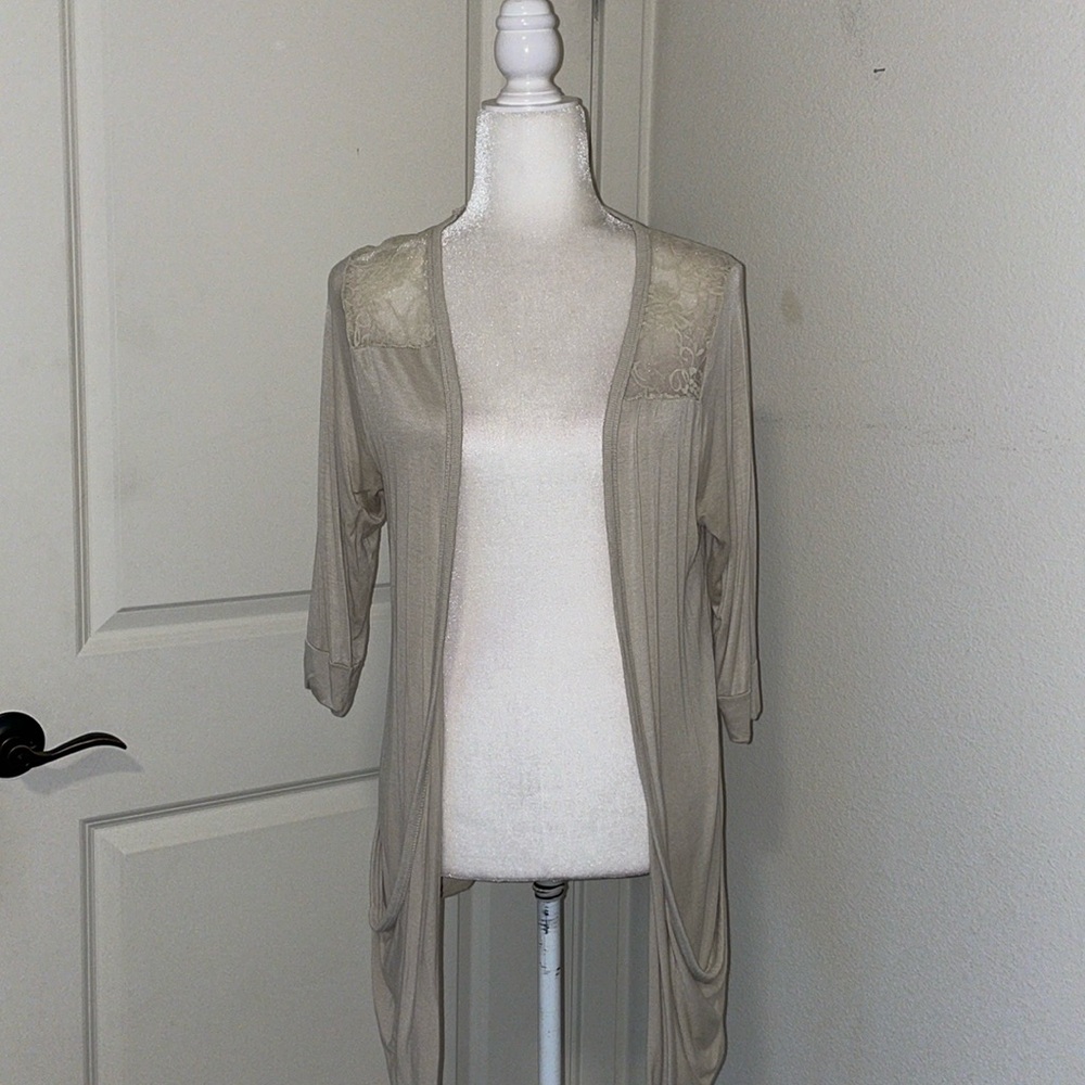 Used Metaphor cram colored cardigan size XL